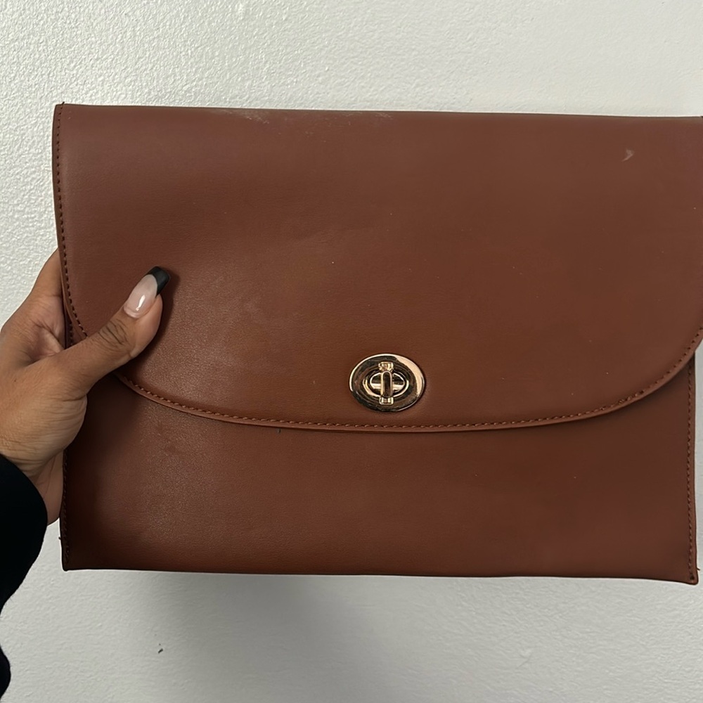 Brown clutch